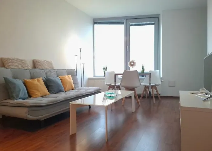 A Zen Getaway With Garage Parking Братислава